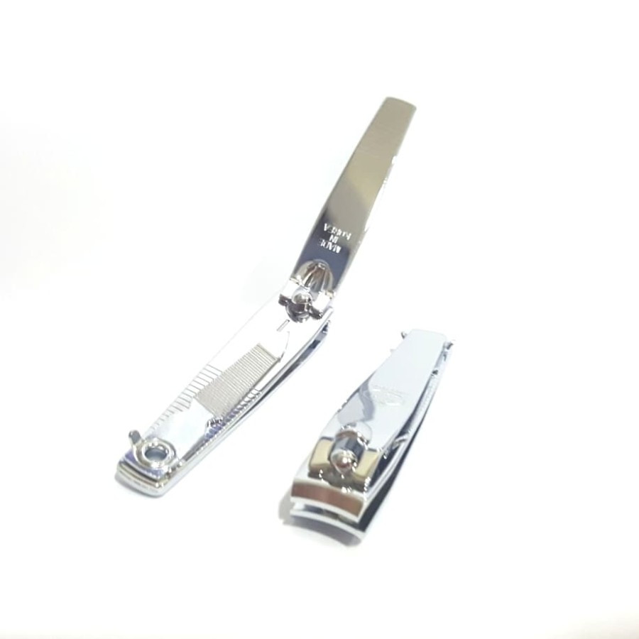 777 Gunting Kuku Original Korea ( Sedang ) Silver N608
